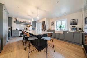 Photo 27- click for photo gallery